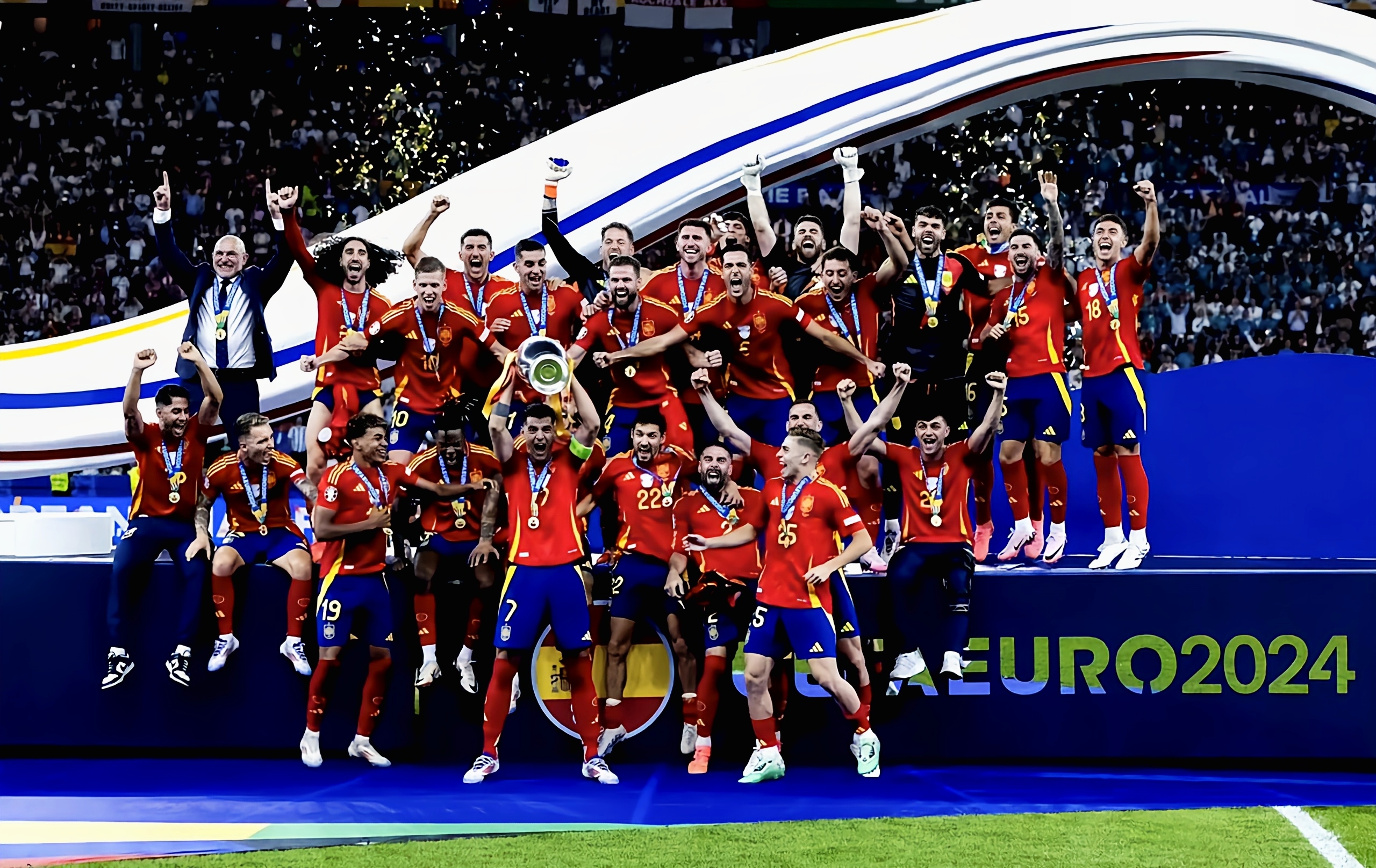 那不勒斯轻取葡萄牙,穆勒一己之力扛起全队 那不勒斯轻取葡萄牙,穆勒一己之力扛起全队