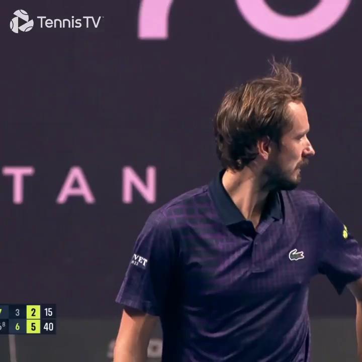 雷速体育-英国网球队翻盘德国网球队，梅德韦杰夫绝境逆转