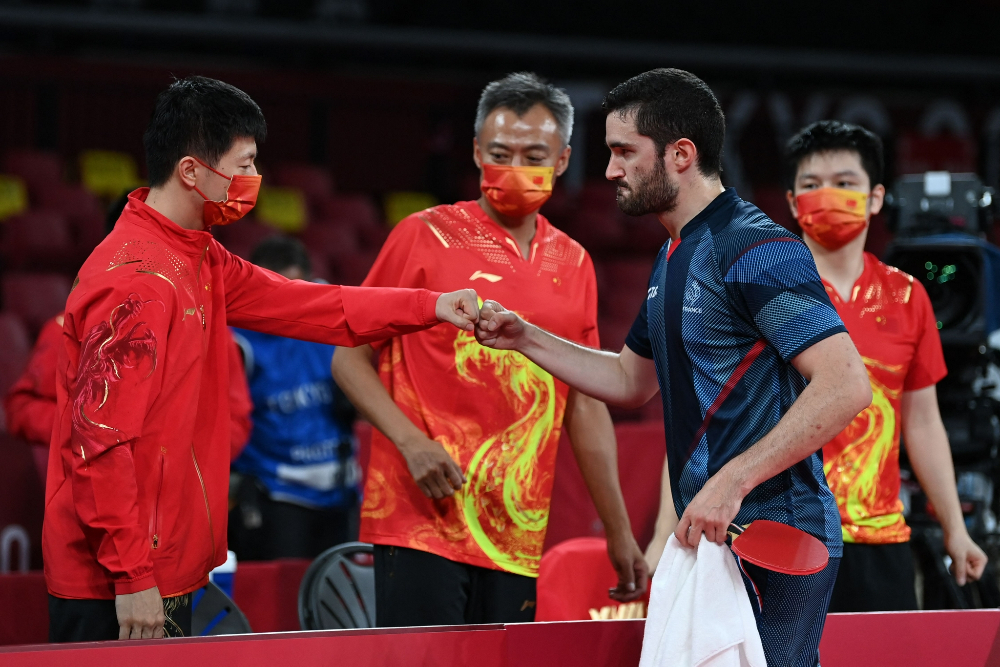 德国队力克奥地利队,马龙带队取胜 德国队力克奥地利队,马龙带队取胜