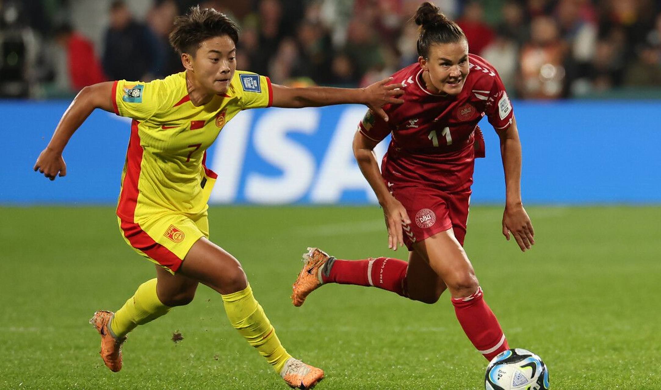 丹麦女足备战国际赛事,备战紧张 丹麦女足备战国际赛事,备战紧张