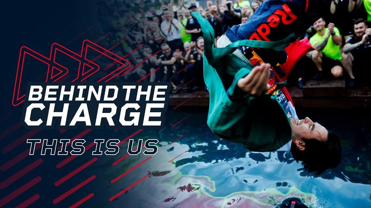 红牛二队险胜梅赛德斯,佩雷兹带队取胜 红牛二队险胜梅赛德斯,佩雷兹带队取胜